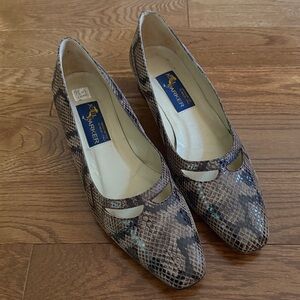 Joel Parker Handcrafted in Naples Italy  Snakeskin Leather Heels 9.5 B